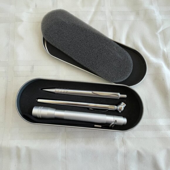 DunHill Gift Set (Pen, Flashlight, Tire Gauge) - Picture 5 of 6